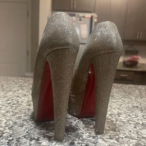 Christian Louboutin Glitter Pumps